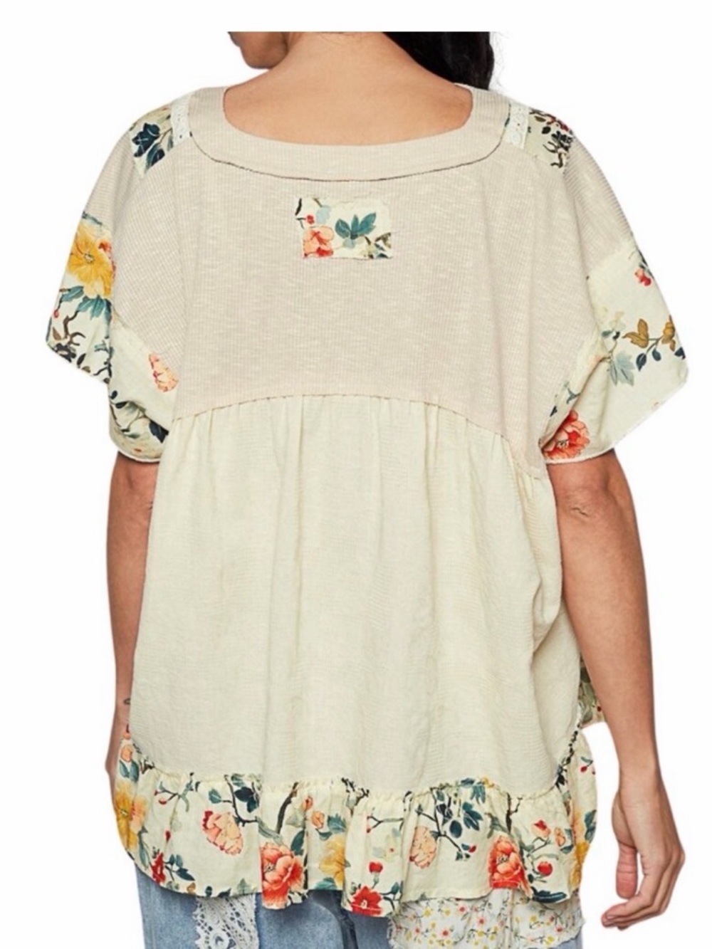POL Beige Textured Ribbed Short Sleeve Ruffle Hem Relaxed Oversized Top Size S - Picture 3 of 14
